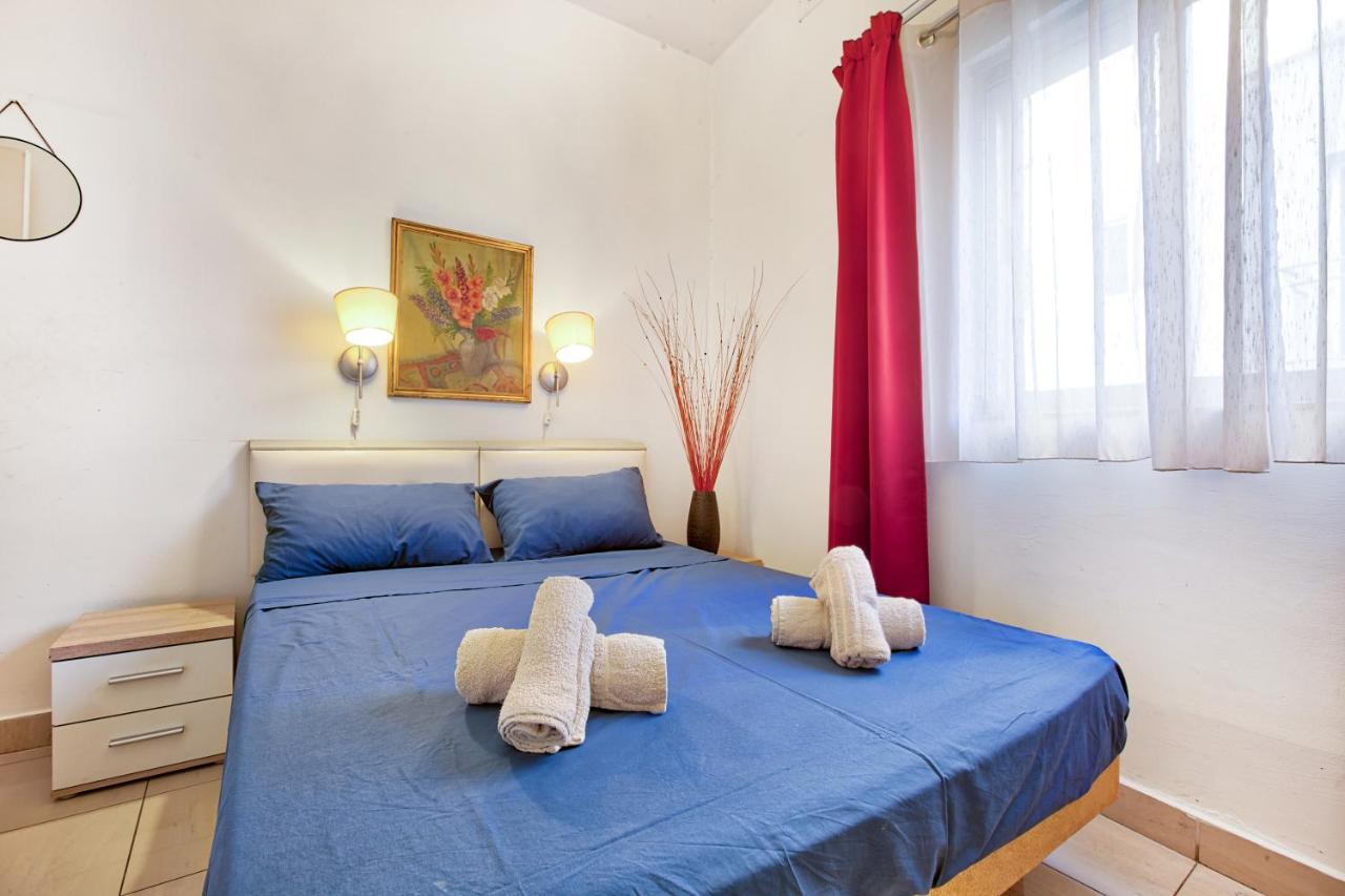Vic- Seafront Apartment Sliema Bagian luar foto