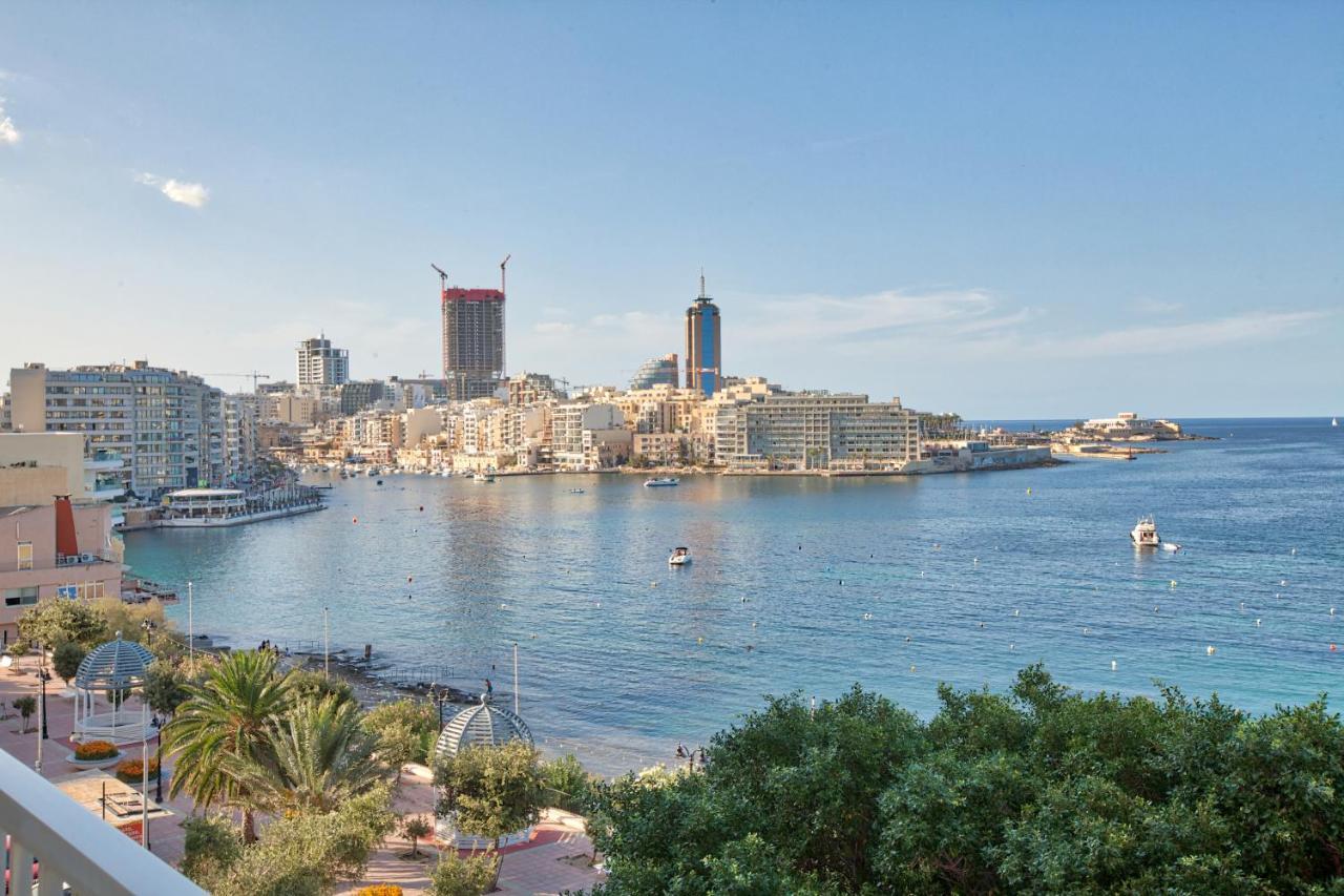 Vic- Seafront Apartment Sliema Bagian luar foto