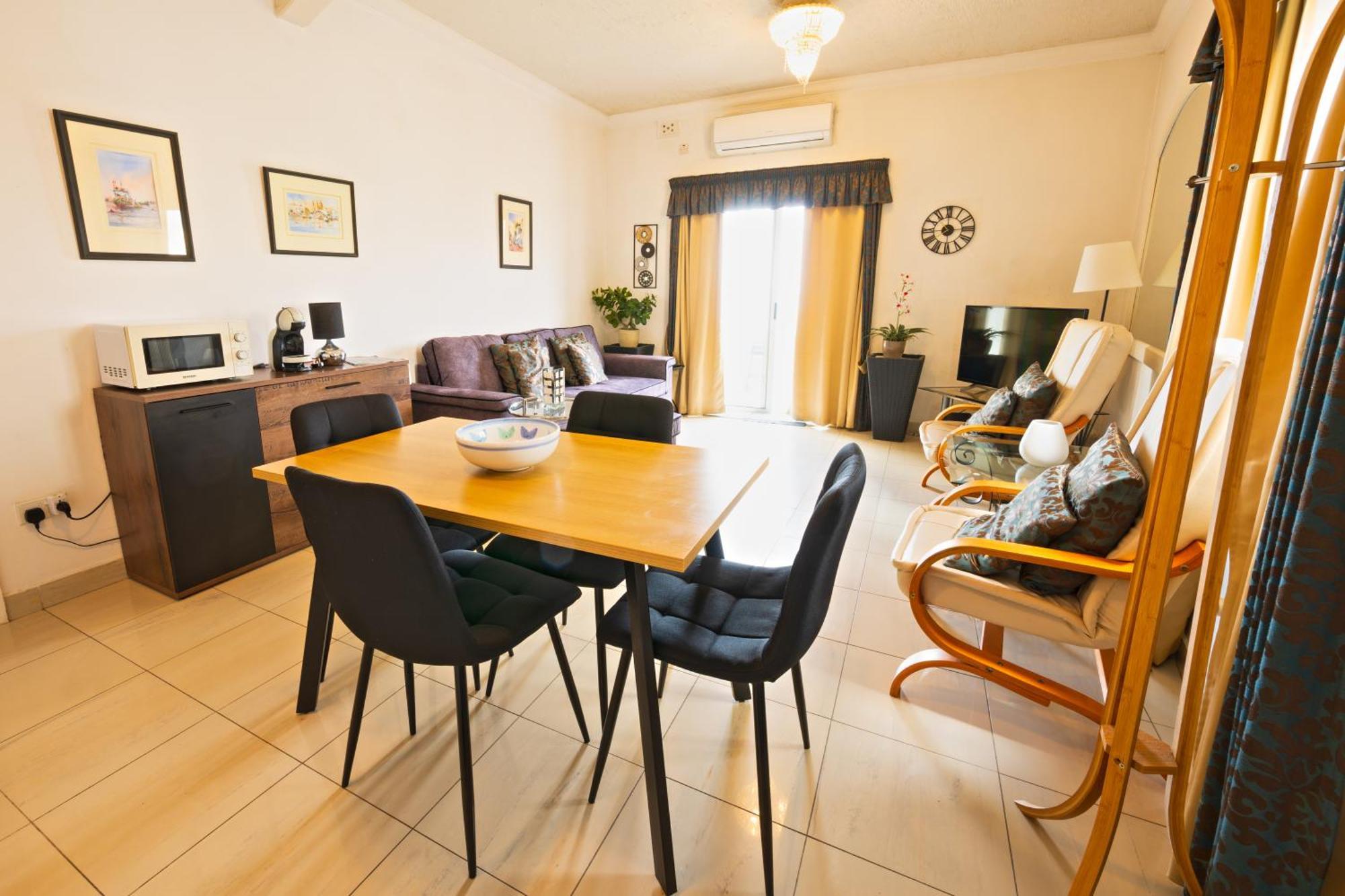 Vic- Seafront Apartment Sliema Bagian luar foto